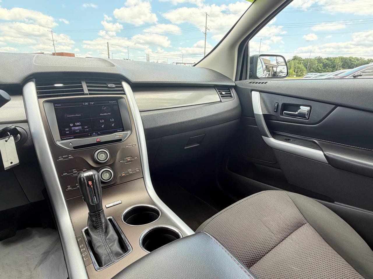 Used 2013 Ford Edge SEL FWD image 17