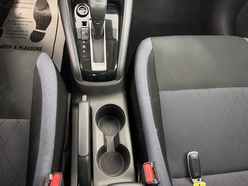 Used 2025 Nissan Versa SV w/ Trunk Package FWD image 22