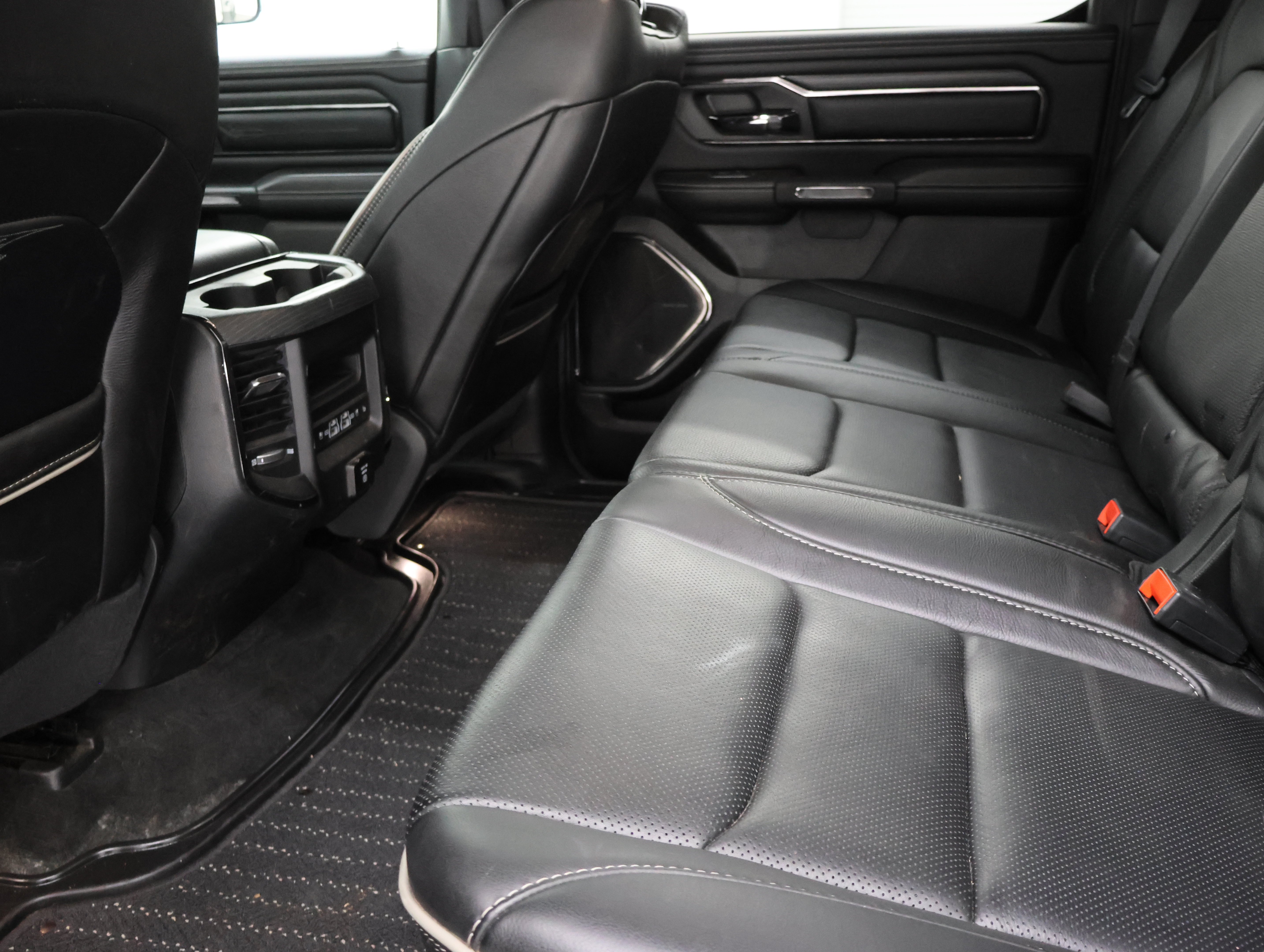 Used 2022 RAM 1500 Limited AWD/4WD image 40