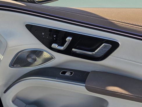 Used 2023 Mercedes-Benz EQS 450+ SUV image 30