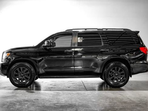 Used 2016 Toyota Sequoia Platinum AWD/4WD image 14