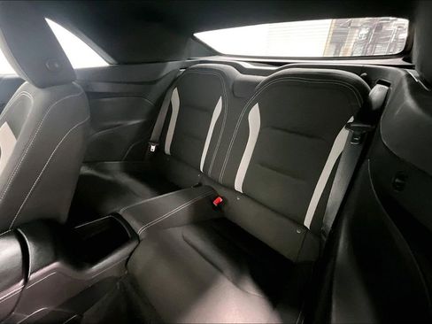 Used 2022 Chevrolet Camaro LT RWD image 22