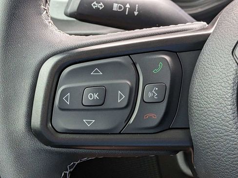 Used 2025 Jeep Gladiator Sport AWD/4WD image 27