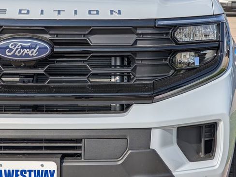 New 2025 Ford Expedition Active image 35