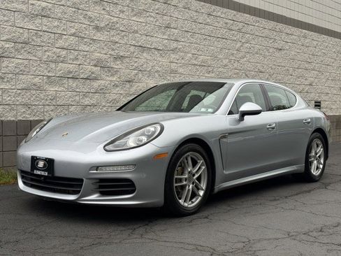 Used 2014 Porsche Panamera S RWD image 1