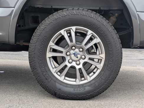 Used 2020 Ford F150 Lariat w/ Trailer Tow Package AWD/4WD image 13