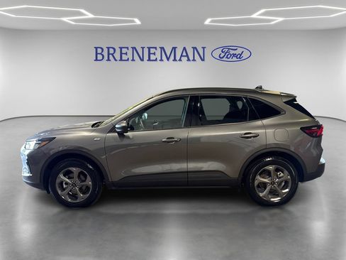 Certified 2025 Ford Escape ST-Line AWD/4WD image 9