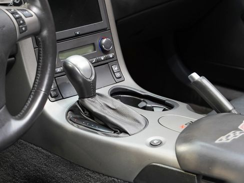 Used 2007 Chevrolet Corvette Coupe w/ Preferred Equipment Group RWD image 51