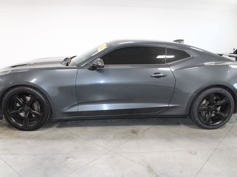 Used 2016 Chevrolet Camaro SS image 6