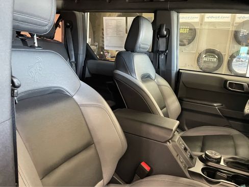 Used 2024 Ford Bronco Big Bend image 36