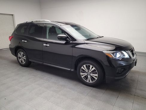 Used 2019 Nissan Pathfinder SL FWD image 11