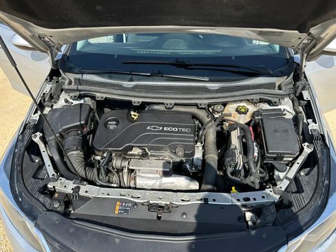 Used 2016 Chevrolet Cruze LT w/ LT Convenience Package image 9