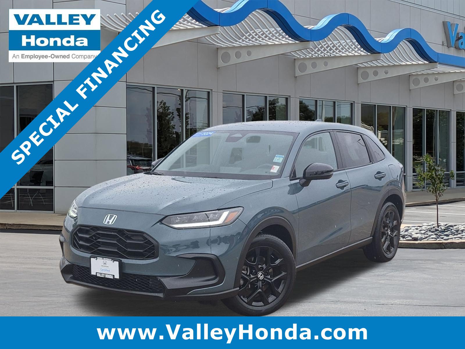 Used 2024 Honda HR-V Sport image 1