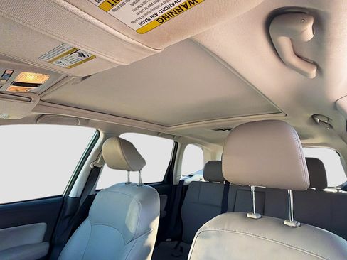 Used 2016 Subaru Forester 2.5i Limited w/ Popular Package #2 image 25