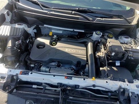 Used 2022 Chevrolet Equinox LT image 14