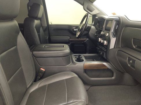 Used 2021 GMC Sierra 1500 SLT RWD image 21