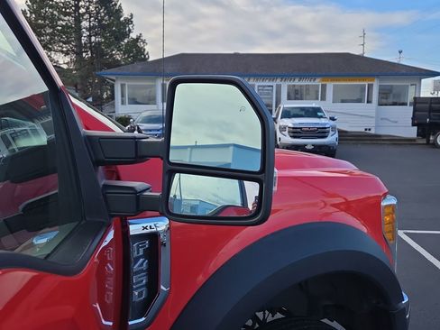 Used 2017 Ford F450 XL w/ Power Equipment Group image 21