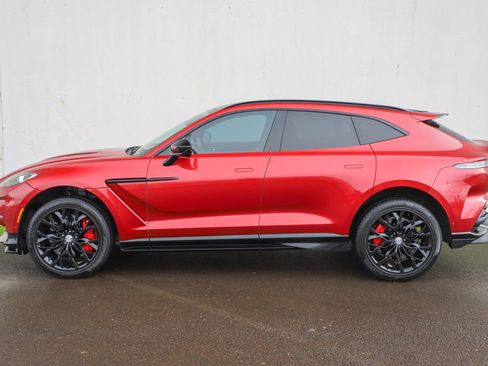 Used 2023 Aston Martin DBX 707 image 22