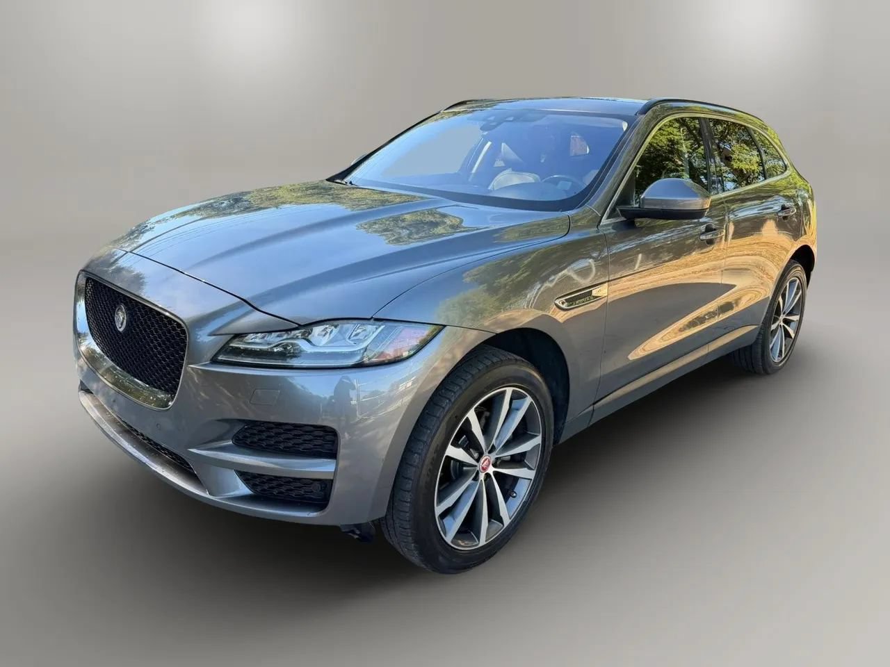 Used 2018 Jaguar F-PACE Prestige AWD/4WD image 6
