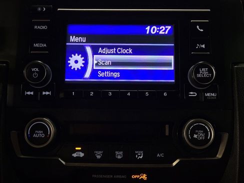 Used 2020 Honda Civic LX image 25