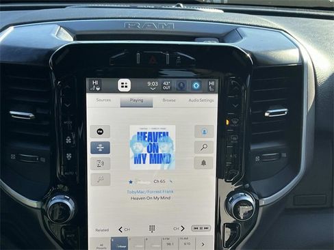 Used 2024 RAM 3500 Big Horn w/ Sport Appearance Package image 16