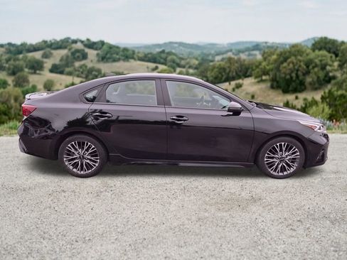 Used 2023 Kia Forte GT-Line w/ GT-Line Premium Package FWD image 12
