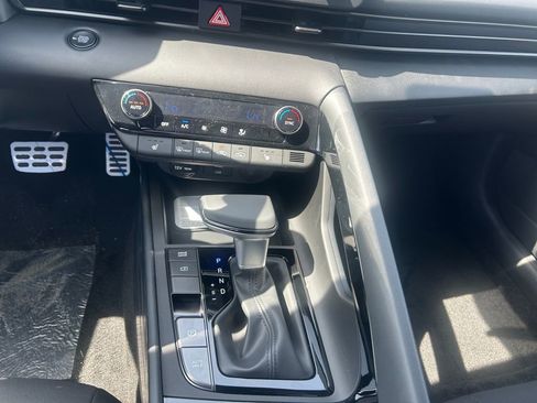 New 2026 Hyundai Elantra SEL Sport Premium FWD image 11