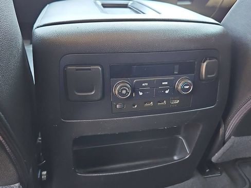 Used 2019 Chevrolet Tahoe LT AWD/4WD image 21