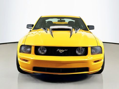 Used 2007 Ford Mustang GT image 2