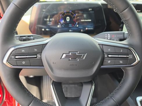 New 2026 Chevrolet Equinox ACTIV FWD image 32