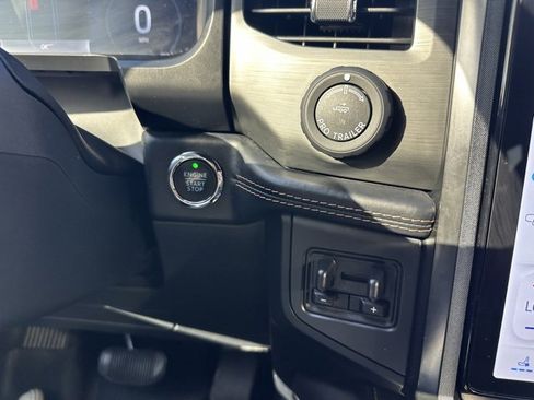 Used 2022 Ford Expedition Max Platinum image 40