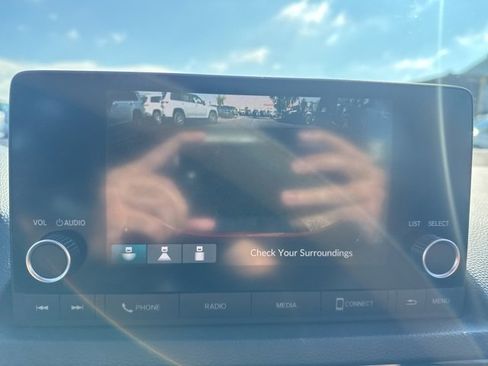 Used 2022 Honda Civic Sport image 17