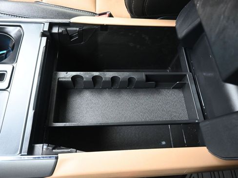 Used 2021 Ford F150 Lariat w/ Equipment Group 502A High image 28