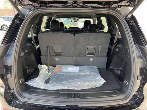 New 2025 Jeep Grand Cherokee L Laredo AWD/4WD image 27