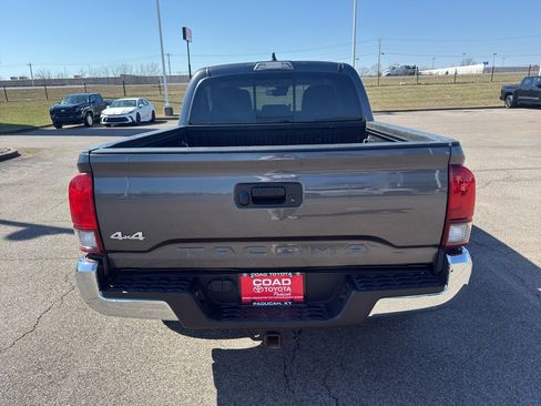 Used 2022 Toyota Tacoma SR5 image 4