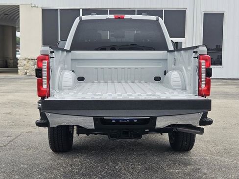 New 2025 Ford Explorer Active image 34