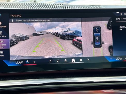 New 2027 BMW 550e xDrive w/ Executive Package AWD/4WD image 21