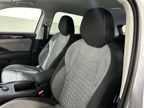 New 2026 Volkswagen Tiguan S FWD image 13