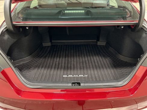 Used 2018 Toyota Camry XSE image 27