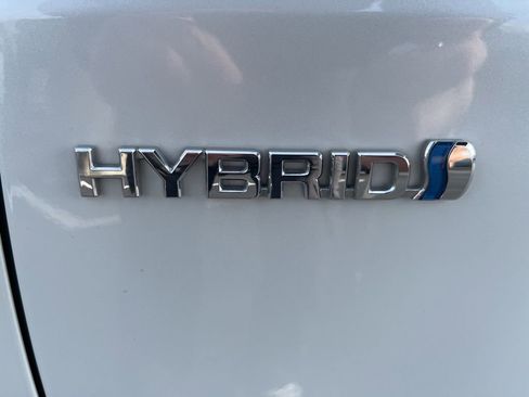 Used 2019 Toyota Avalon XSE image 14