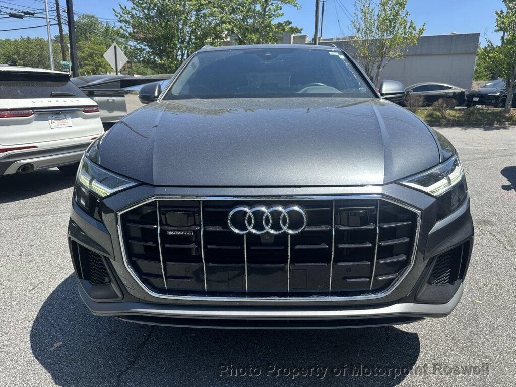 Used 2022 Audi Q8 Premium Plus AWD/4WD image 5