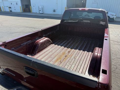 Used 2000 Chevrolet Silverado 2500 LS AWD/4WD image 9