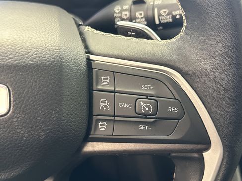 Used 2022 Jeep Grand Cherokee Limited w/ Trailer Tow Prep Group (B) image 36