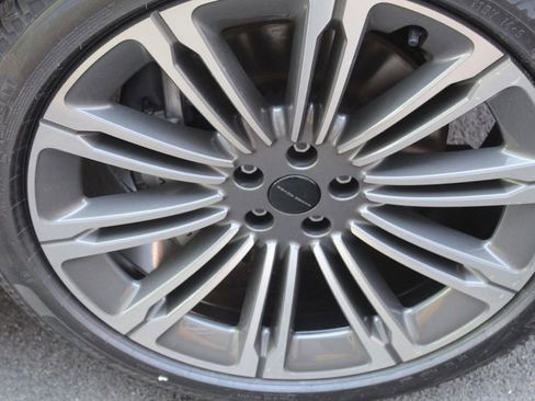 New 2026 Land Rover Range Rover Sport SE image 8