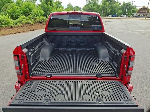 Used 2026 Nissan Frontier SV w/ Tow Package RWD image 31