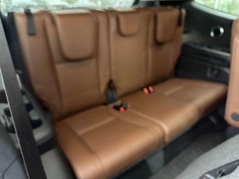 Used 2019 Subaru Ascent Touring image 16