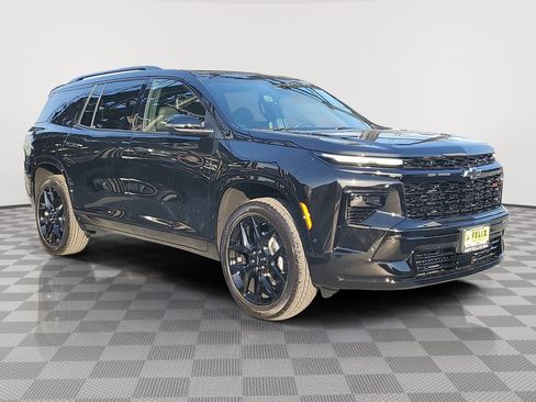 New 2026 Chevrolet Traverse RS w/ LPO, Floor Liner Package image 2
