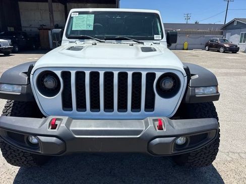 Used 2023 Jeep Gladiator Rubicon AWD/4WD image 2