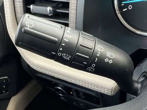 Used 2023 Ford Expedition Max Limited image 51