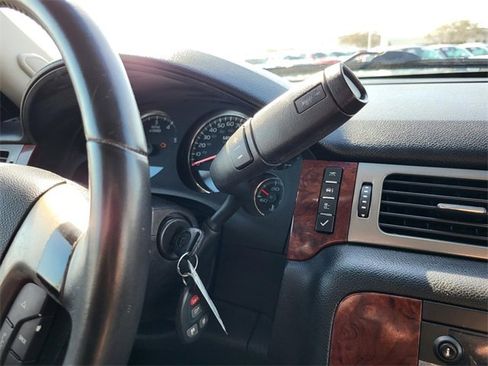 Used 2012 Chevrolet Tahoe LS image 10